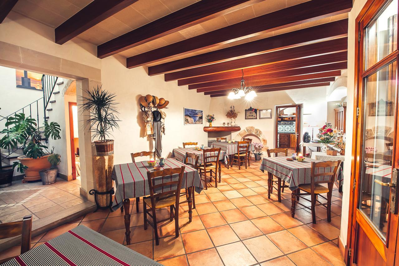 Agroturisme Can Bessol S'Horta Exterior photo